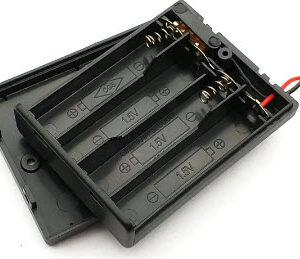 Batteriboks til 4 stk. AAA batterier med on/off