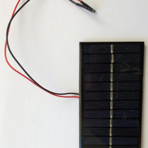 Solcellepanel model A med to ledninger med hunstik